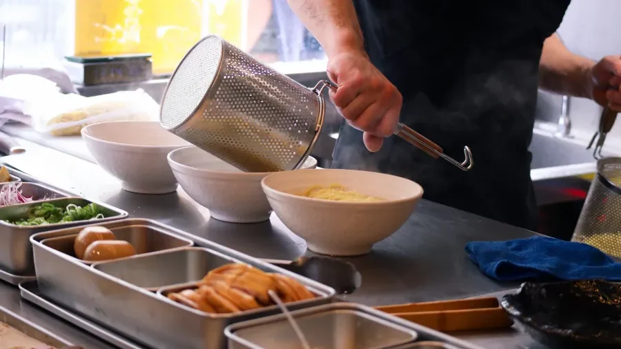 ラーメン屋向け新紙幣対応券売機の完全ガイド